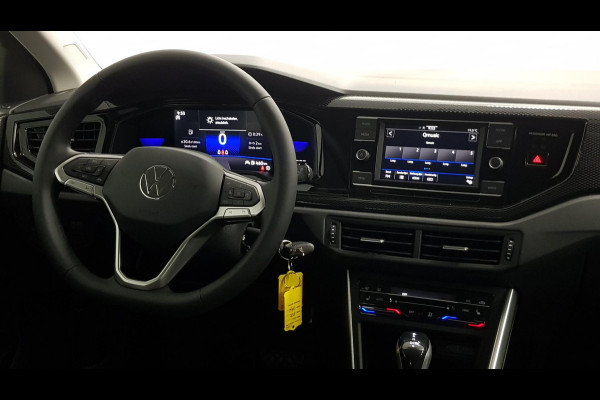 Volkswagen Polo 1.0 TSI DSG Life | Navigatie | Airco | Stoelverwarming | Digitale cockpit | Led | DAB Volkswagen Polo 1.0 TSI DSG Life | Navigatie | Airco | Stoelverwarming | Digitale cockpit | Led | DAB
