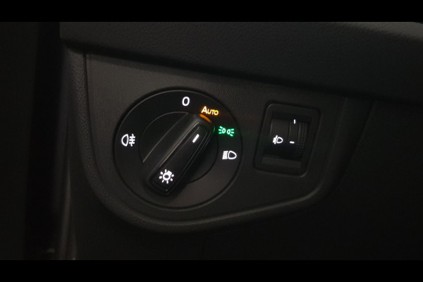Volkswagen Polo 1.0 TSI DSG Life | Navigatie | Airco | Stoelverwarming | Digitale cockpit | Led | DAB Volkswagen Polo 1.0 TSI DSG Life | Navigatie | Airco | Stoelverwarming | Digitale cockpit | Led | DAB