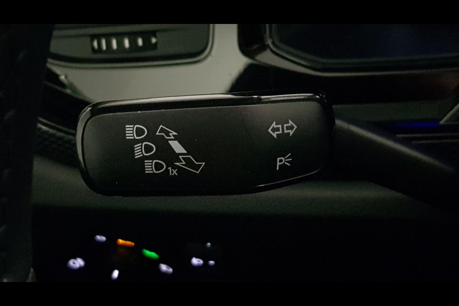 Volkswagen Polo 1.0 TSI DSG Life | Navigatie | Airco | Stoelverwarming | Digitale cockpit | Led | DAB Volkswagen Polo 1.0 TSI DSG Life | Navigatie | Airco | Stoelverwarming | Digitale cockpit | Led | DAB