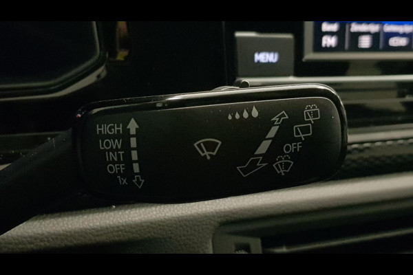 Volkswagen Polo 1.0 TSI DSG Life | Navigatie | Airco | Stoelverwarming | Digitale cockpit | Led | DAB Volkswagen Polo 1.0 TSI DSG Life | Navigatie | Airco | Stoelverwarming | Digitale cockpit | Led | DAB