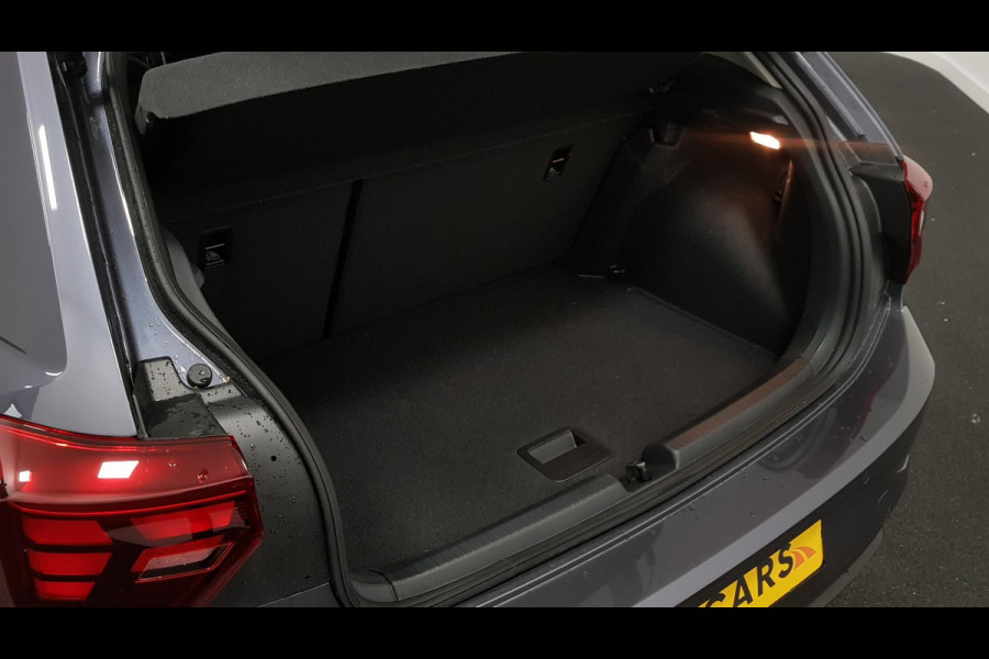 Volkswagen Polo 1.0 TSI DSG Life | Navigatie | Airco | Stoelverwarming | Digitale cockpit | Led | DAB Volkswagen Polo 1.0 TSI DSG Life | Navigatie | Airco | Stoelverwarming | Digitale cockpit | Led | DAB