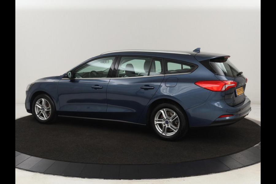 Ford Focus 1.0 EcoBoost Trend Edition | Camera | Carplay | Full LED | Navigatie | Parkeerhulp | Cruise control | Airco | Bluetooth