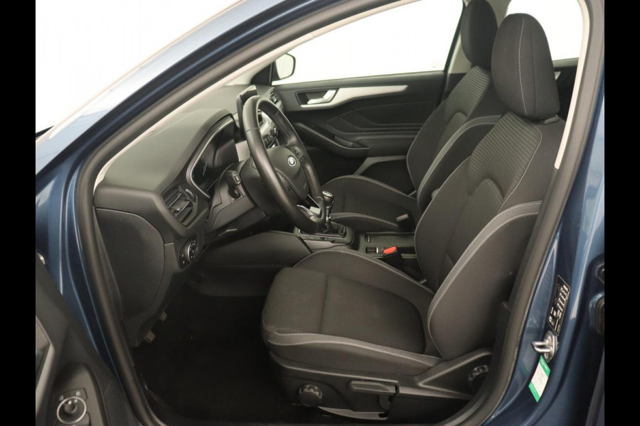 Ford Focus 1.0 EcoBoost Trend Edition | Camera | Carplay | Full LED | Navigatie | Parkeerhulp | Cruise control | Airco | Bluetooth
