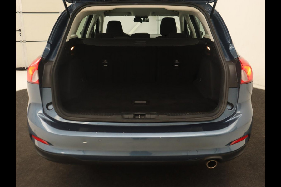 Ford Focus 1.0 EcoBoost Trend Edition | Camera | Carplay | Full LED | Navigatie | Parkeerhulp | Cruise control | Airco | Bluetooth