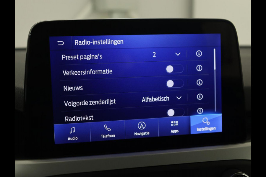 Ford Focus 1.0 EcoBoost Trend Edition | Camera | Carplay | Full LED | Navigatie | Parkeerhulp | Cruise control | Airco | Bluetooth