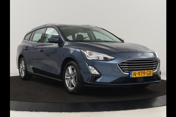 Ford Focus 1.0 EcoBoost Trend Edition | Camera | Carplay | Full LED | Navigatie | Parkeerhulp | Cruise control | Airco | Bluetooth