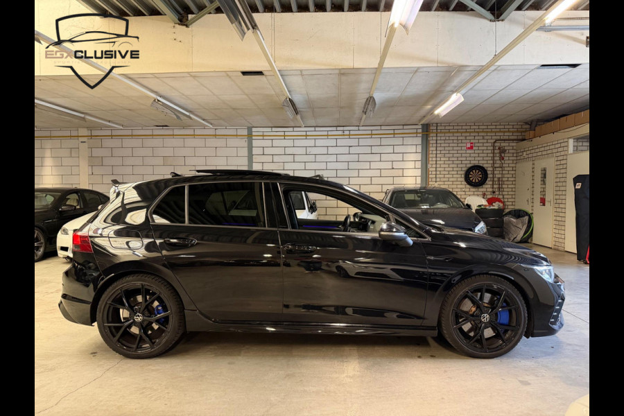 Volkswagen Golf 2.0 TSI R 4MOTION Pano/Akrapovic/Camera/BlindSpot