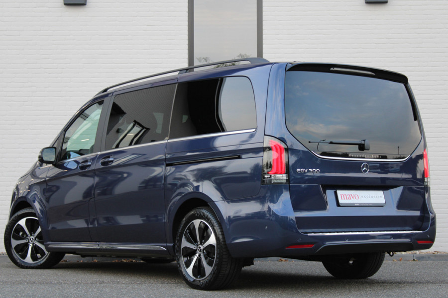 Mercedes-Benz Eqv 300 L2 / AMG / New Model / 7-Persoons / Luchtvering / Led / Electr Stoelen / Vol Opties / NIEUW!!