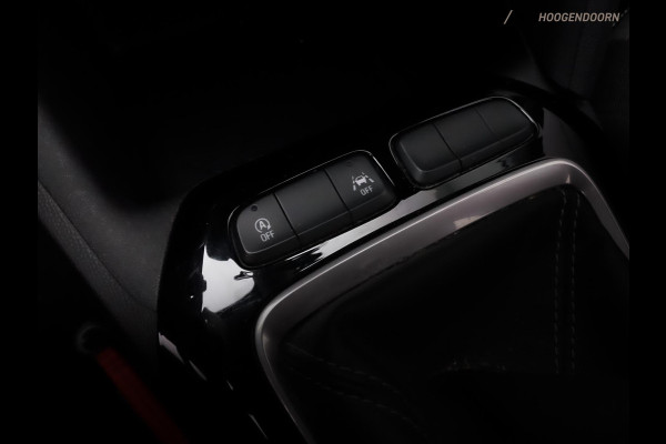 Opel Corsa 1.2 Sport Edition 100pk (APPLE CARPLAY,NAVIGATIE,PARKEERSENSOREN,SPORTSTOELEN,CLIMATE,CRUISE,NIEUWE APK,TOPCONDITIE)
