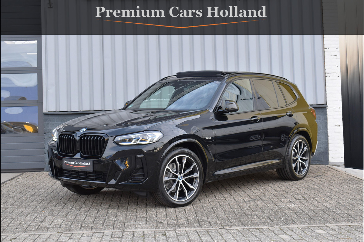 BMW X3 xDrive30e M-Sport Pakket 292 Pk Pano Trekhaak Laser Led Keyless Leder 20 Inch BMW X3 xDrive30e M-Sport Pakket 292 Pk Pano Trekhaak Laser Led Keyless Leder 20 Inch