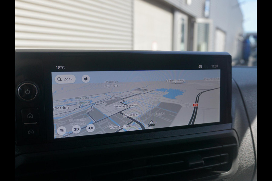 Opel Vivaro Electric 75 kWh Dubbele Cabine | 2x schuifdeur | 0% rente | 8 jaar garantie | Dynamic Surround View Pakket| Comfort Pakket | Exterieur Pakket | Winterpakket | Apple Carplay | rondom zicht camera's | LM velgen | Dodehoek detectie | parkeersensoren voor & achter | betimmering | rijklaarprijs