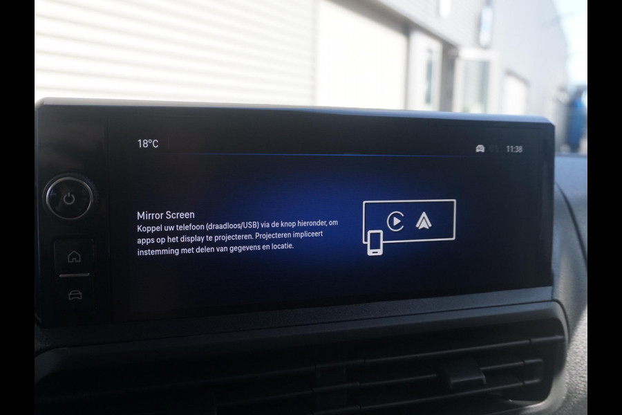 Opel Vivaro Electric 75 kWh Dubbele Cabine | 2x schuifdeur | 0% rente | 8 jaar garantie | Dynamic Surround View Pakket| Comfort Pakket | Exterieur Pakket | Winterpakket | Apple Carplay | rondom zicht camera's | LM velgen | Dodehoek detectie | parkeersensoren voor & achter | betimmering | rijklaarprijs