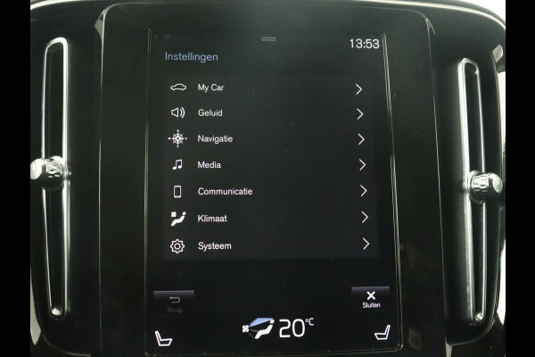 Volvo XC40 2.0 D3 Momentum | Trekhaak | Stoelverwarming | Harman/Kardon | Camera | Navigatie | Full LED | Getint glas | Parkeerhulp
