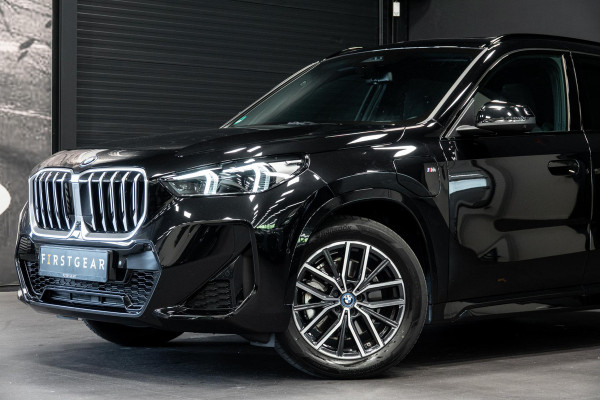BMW X1 xDrive25e *M-Sport / Panorama / Harman-Kardon / Massage / HUD / Memory*