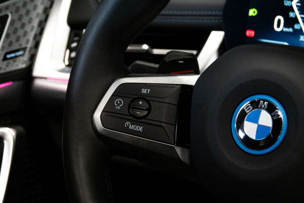 BMW X1 xDrive25e *M-Sport / Panorama / Harman-Kardon / Massage / HUD / Memory*