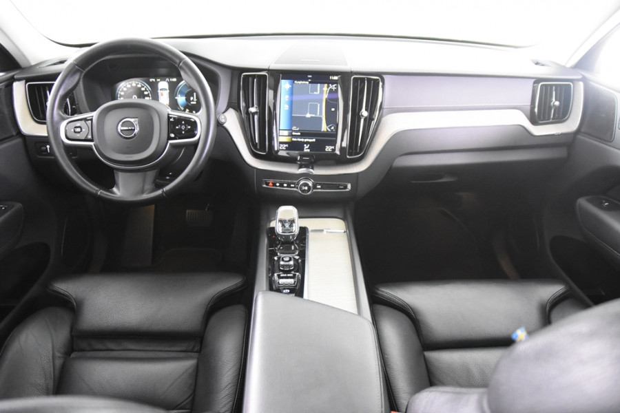 Volvo XC60 2.0 Recharge T6 AWD Inscription *1ste Eigenaar*Leer*Panoramadak*