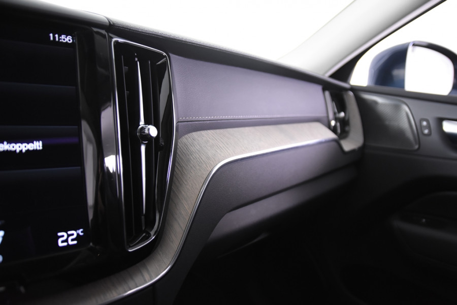Volvo XC60 2.0 Recharge T6 AWD Inscription *1ste Eigenaar*Leer*Panoramadak*
