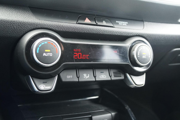 Kia Stonic 1.0 T-GDi DynamicPlusLine + CAMERA / TREKHAAK