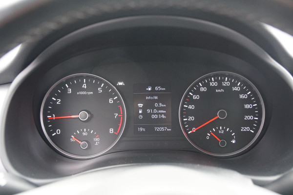 Kia Stonic 1.0 T-GDi DynamicPlusLine + CAMERA / TREKHAAK