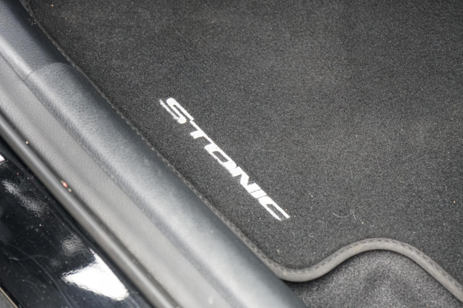 Kia Stonic 1.0 T-GDi DynamicPlusLine + CAMERA / TREKHAAK