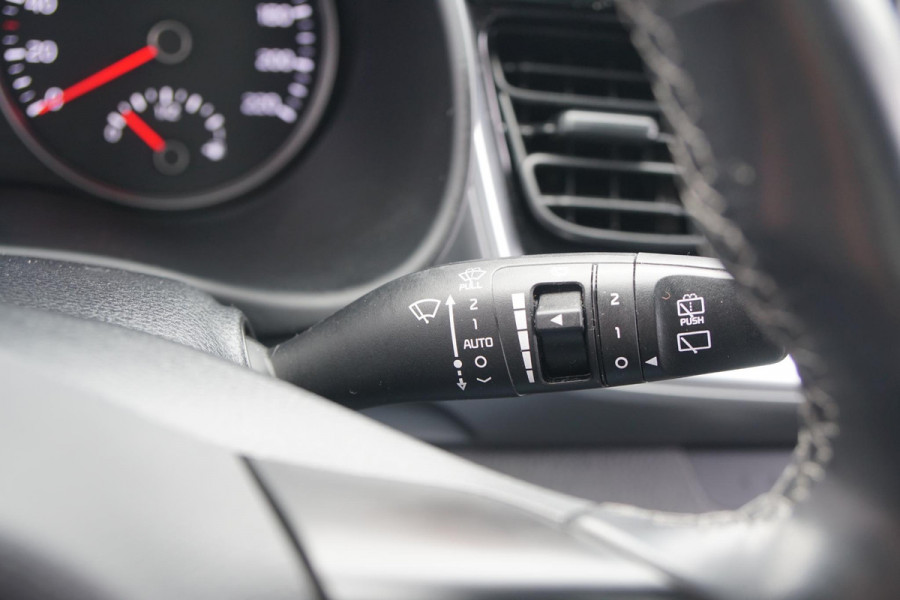 Kia Stonic 1.0 T-GDi DynamicPlusLine + CAMERA / TREKHAAK