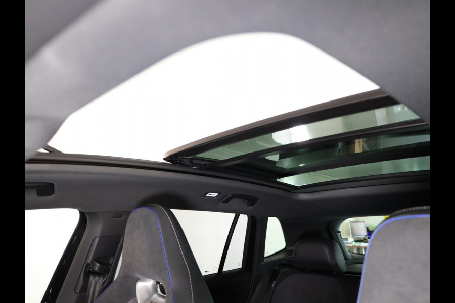 Volkswagen Tiguan 1.5 eHybrid R-Line Edition 272 PK PHEV | Verlengde garantie | Panorama dak | Trekhaak | Black Style | Matrix koplampen |  Assistance pakket plus |