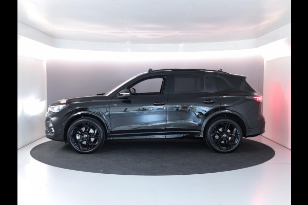 Volkswagen Tiguan 1.5 eHybrid R-Line Edition 272 PK PHEV | Verlengde garantie | Panorama dak | Trekhaak | Black Style | Matrix koplampen |  Assistance pakket plus |