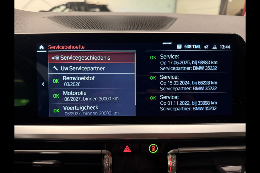 BMW 3 Serie Touring 330e High Executive V-COCKPIT/NAVI/DAB/CARPLAY/M-STOELEN/CAM/ECC/PDC/A-CRUISE///