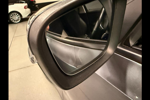 BMW 3 Serie Touring 330e High Executive V-COCKPIT/NAVI/DAB/CARPLAY/M-STOELEN/CAM/ECC/PDC/A-CRUISE///