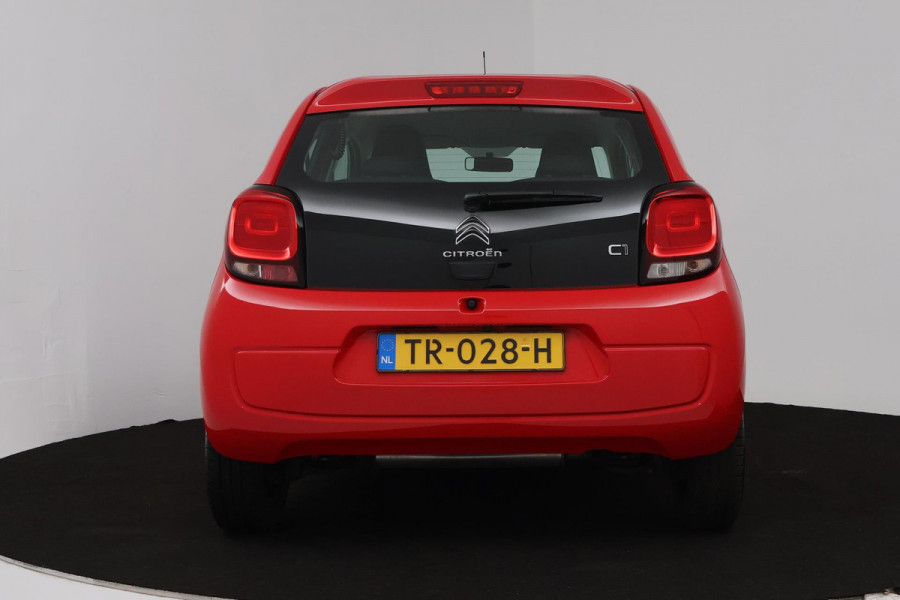 Citroën C1 1.0 VTi Shine Automaat (NAVIGATIE CARPLAY, CAMERA, STUURBEDIENING, GOED ONDERHOUDEN)