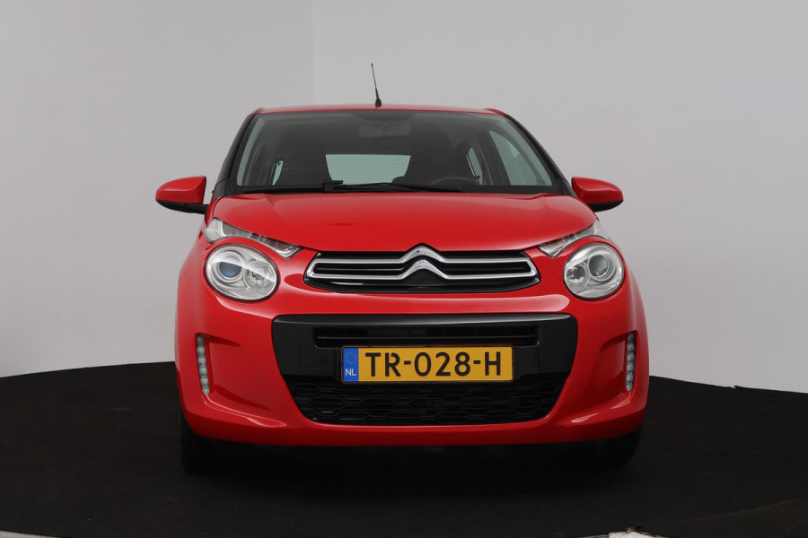 Citroën C1 1.0 VTi Shine Automaat (NAVIGATIE CARPLAY, CAMERA, STUURBEDIENING, GOED ONDERHOUDEN)