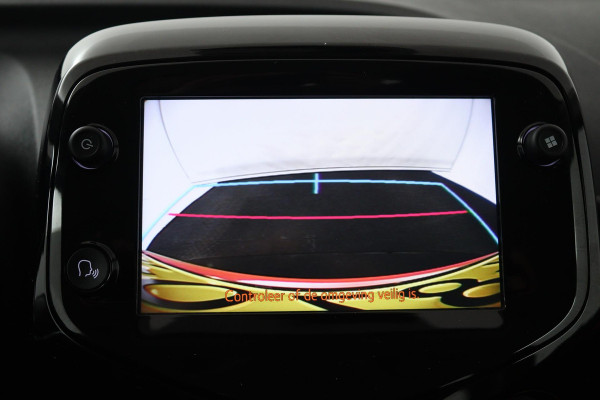 Citroën C1 1.0 VTi Shine Automaat (NAVIGATIE CARPLAY, CAMERA, STUURBEDIENING, GOED ONDERHOUDEN)