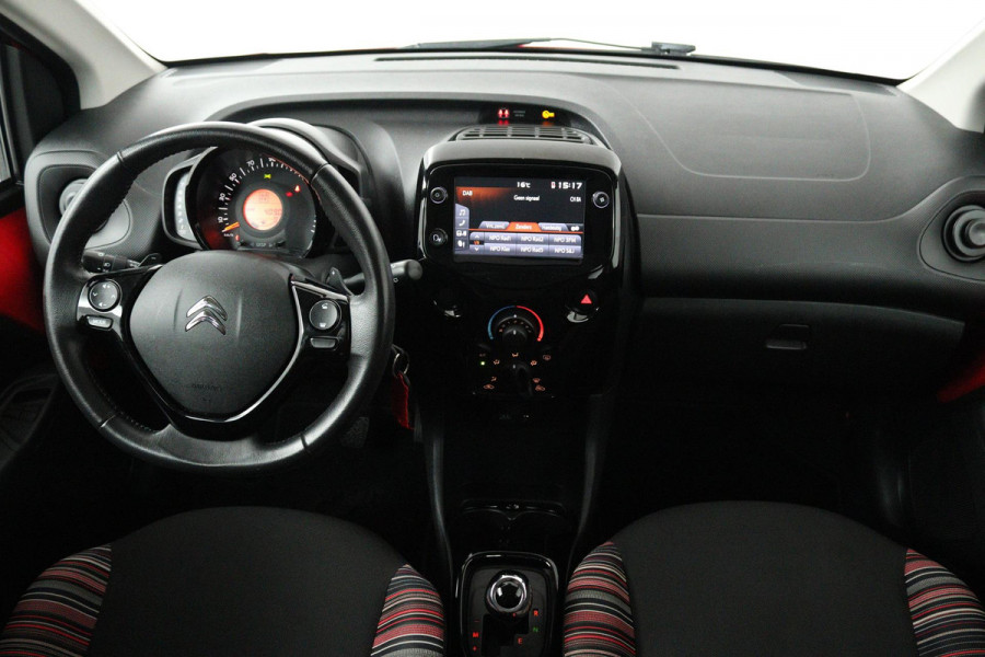 Citroën C1 1.0 VTi Shine Automaat (NAVIGATIE CARPLAY, CAMERA, STUURBEDIENING, GOED ONDERHOUDEN)