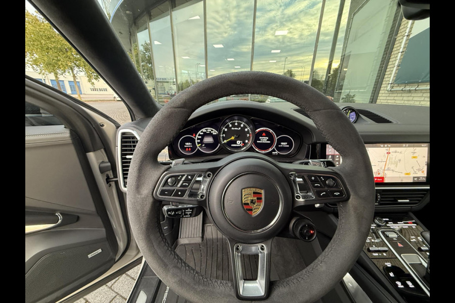 Porsche Cayenne Coupé *TURBO S-E*680PK*CARBON*NL AUTO*APPROVED*SP.UITLAA