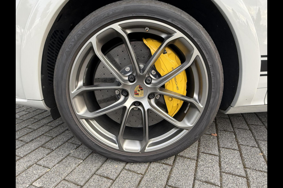 Porsche Cayenne Coupé *TURBO S-E*680PK*CARBON*NL AUTO*APPROVED*SP.UITLAA