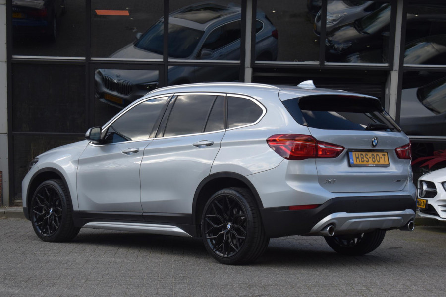 BMW X1 xDrive25i High Executive Pano ACC Camera