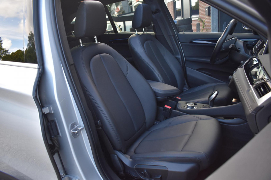 BMW X1 xDrive25i High Executive Pano ACC Camera