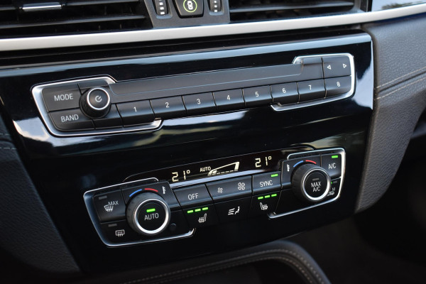 BMW X1 xDrive25i High Executive Pano ACC Camera