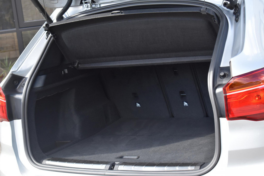 BMW X1 xDrive25i High Executive Pano ACC Camera