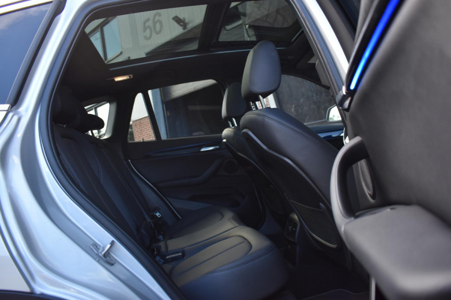 BMW X1 xDrive25i High Executive Pano ACC Camera