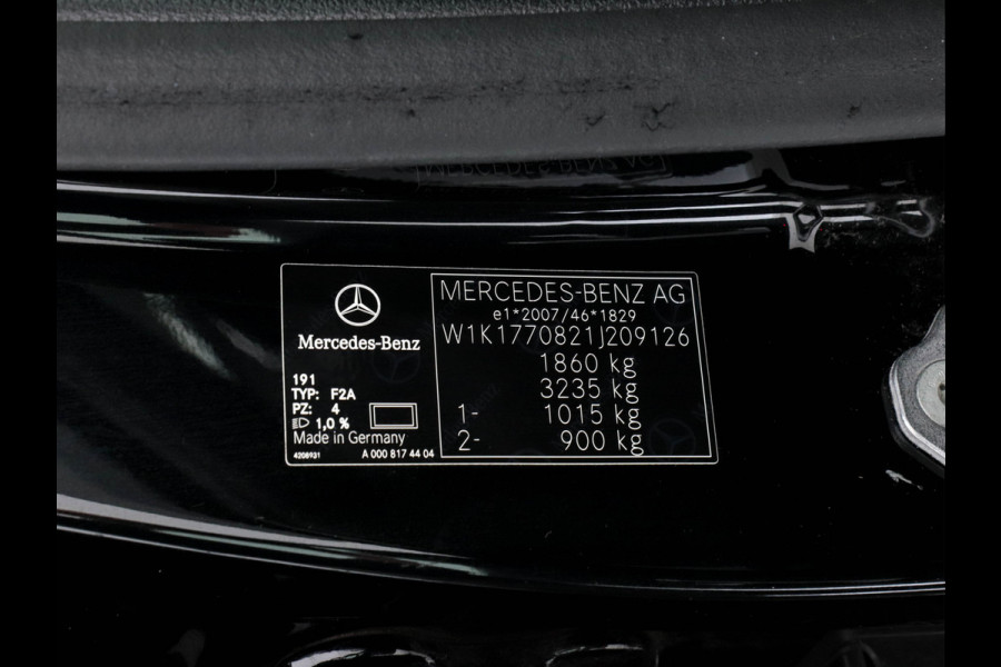 Mercedes-Benz A-Klasse 160 Business Solution (INCL-BTW) *WIDE-SCREEN-COCKPIT | FULL-LED | HEATED-SPORTSEATS | LEATHER-MICROFIBRE | NAVI-FULLMAP | CAMERA | ECC | PDC | CRUISE | CARPLAY | AMBIENT-LIGHT | PRIVACY-GLASS | 18"ALU*