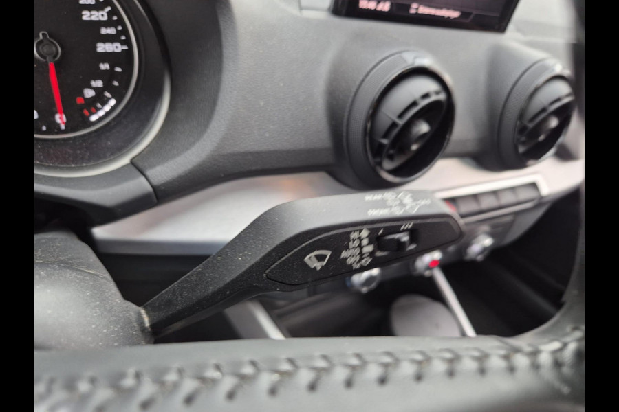 Audi Q2 1.0 TFSI Sport Pro Line | automaat | navigatie | PDC | sportstoelen | cruise control | dealer onderhouden