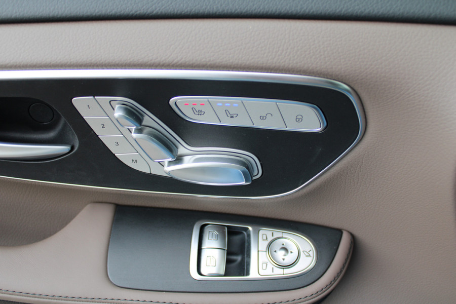 Mercedes-Benz V-Klasse 300d Lang / Exclusive / Luchtvering / Marge Auto / Burmester / Elec Stoel / Vol Opties / NIEUWSTAAT