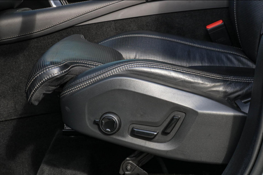 Volvo XC90 2.0 T8 Recharge AWD R-Design - PANO - TREKHAAK - BOWERS WILKINS