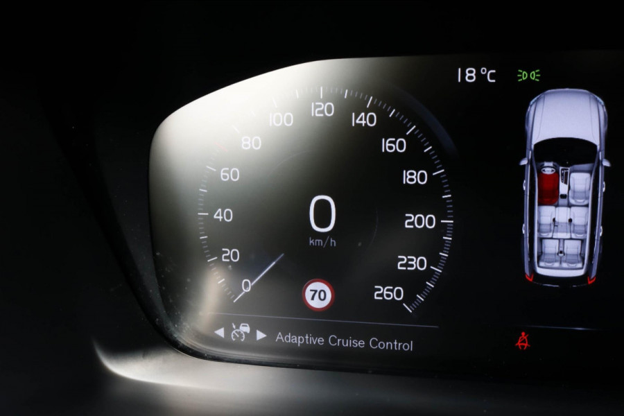 Volvo XC90 2.0 T8 Recharge AWD R-Design - PANO - TREKHAAK - BOWERS WILKINS