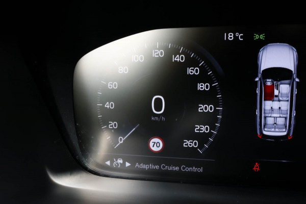 Volvo XC90 2.0 T8 Recharge AWD R-Design - PANO - TREKHAAK - BOWERS WILKINS