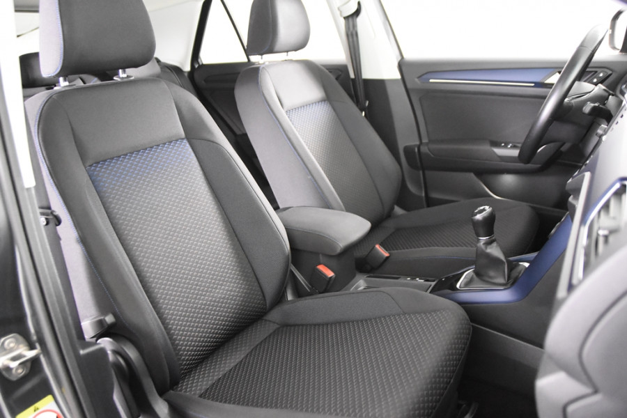 Volkswagen T-Roc 1.0 TSI Style *1ste Eigenaar*Navigatie*Camera* Volkswagen T-Roc 1.0 TSI Style *1ste Eigenaar*Navigatie*Camera*