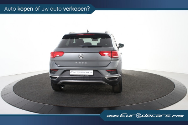 Volkswagen T-Roc 1.0 TSI Style *1ste Eigenaar*Navigatie*Camera* Volkswagen T-Roc 1.0 TSI Style *1ste Eigenaar*Navigatie*Camera*