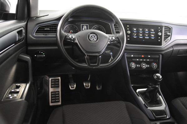 Volkswagen T-Roc 1.0 TSI Style *1ste Eigenaar*Navigatie*Camera* Volkswagen T-Roc 1.0 TSI Style *1ste Eigenaar*Navigatie*Camera*