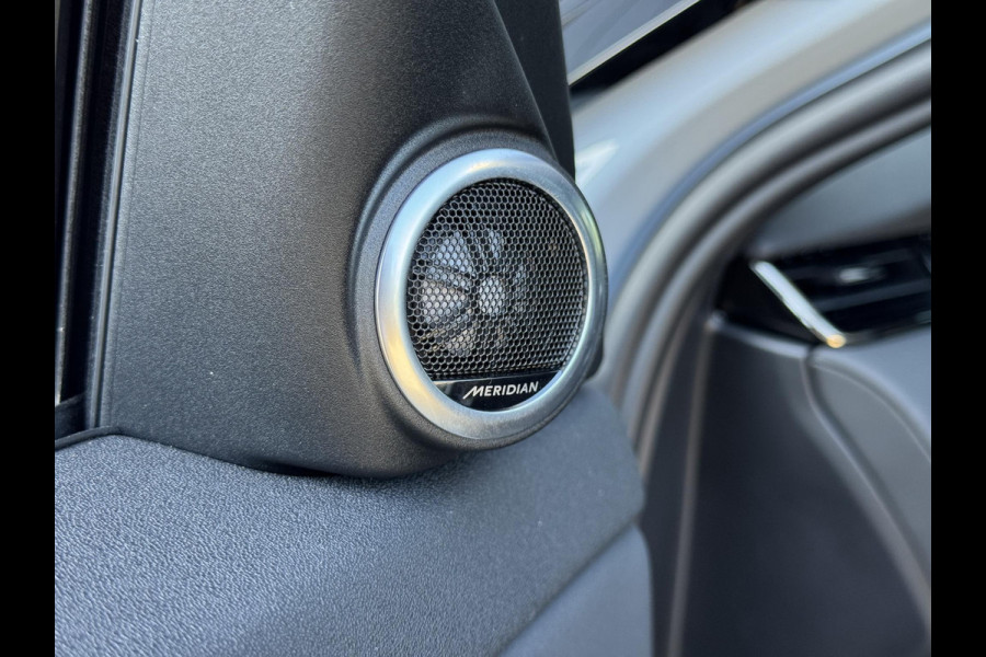 Land Rover Range Rover Evoque P270e PHEV AWD Dynamic SE Land Rover Range Rover Evoque P270e PHEV AWD Dynamic SE